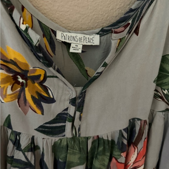 Women’s patrons of peace, tank top size medium - Picture 2 of 7